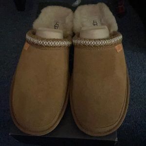 Men’s ugg slippers